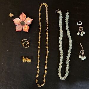 Assorted Women's Jewelry